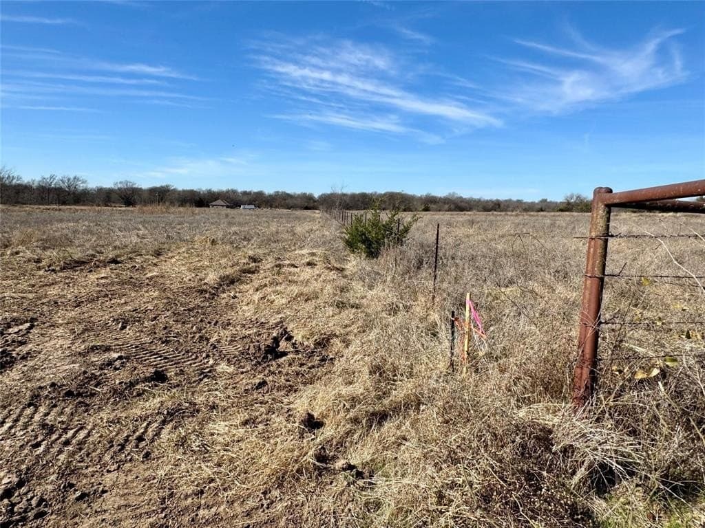 1.12 acres in Hunt County featured view