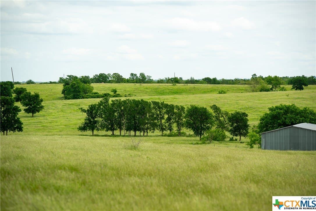 83.23 acres in Williamson County gallery image 2