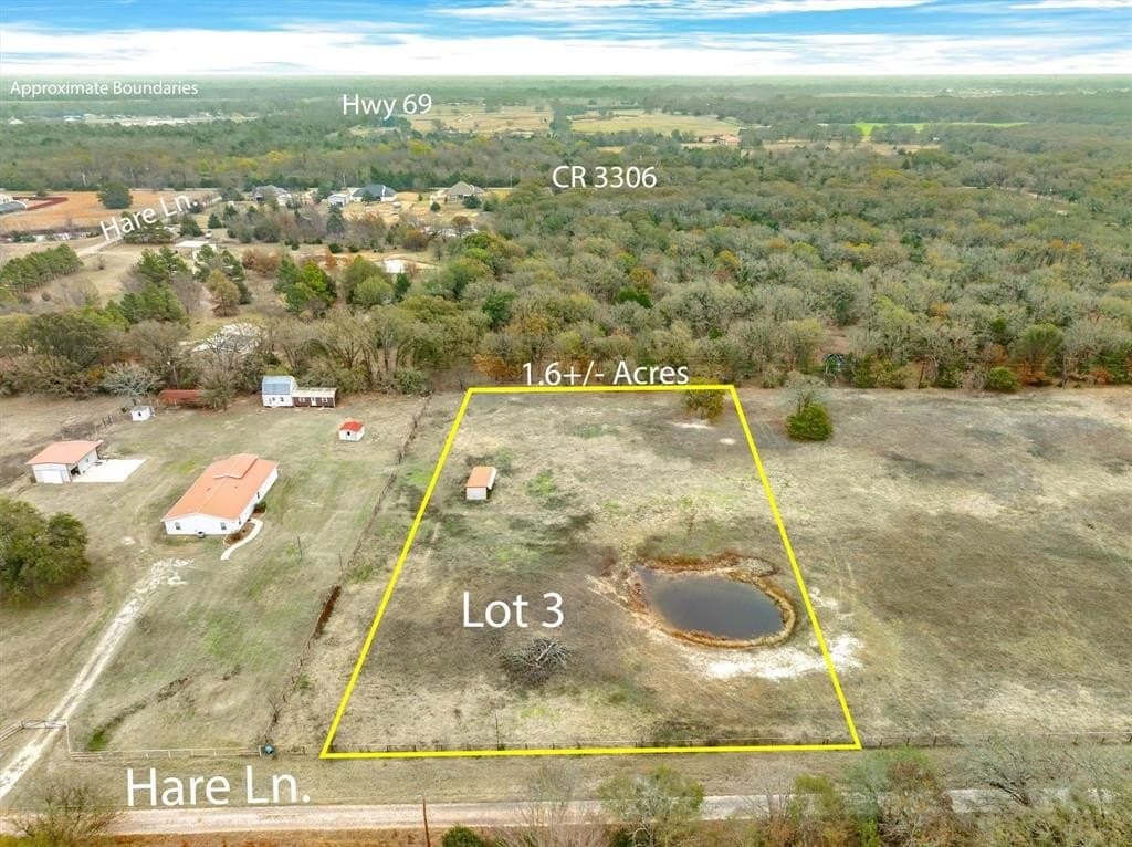 1.68 acres in Hunt County