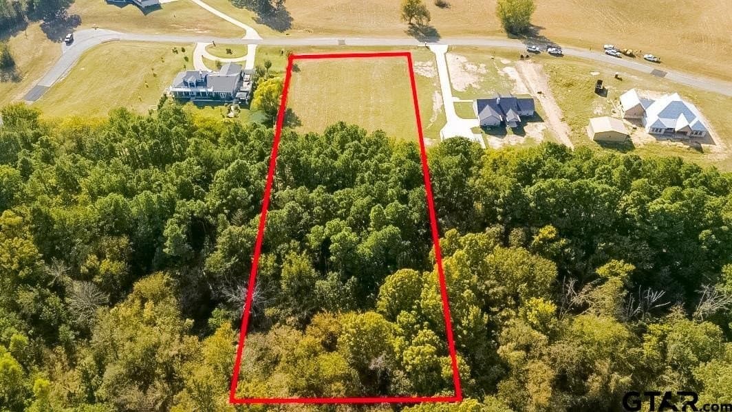 3.29 acres in Henderson County - photo 3