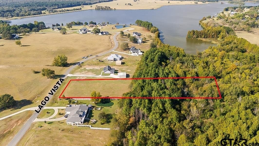 3.29 acres in Henderson County - photo 5