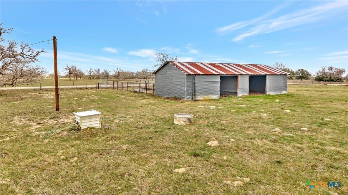 63.46 acres in Goliad County - photo 10