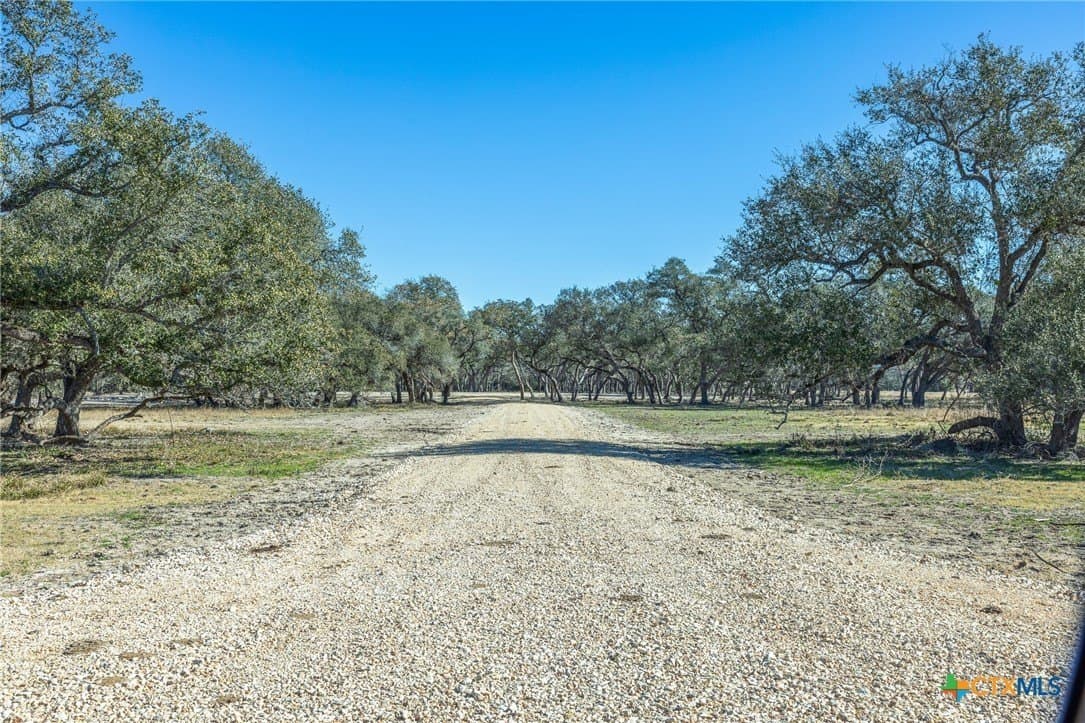 5.53 acres in Victoria County - photo 15