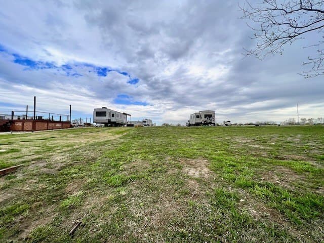 0.1 acres in Navarro County - photo 8