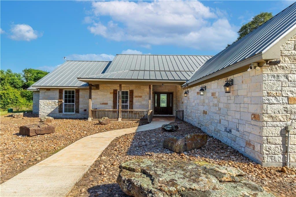 16.1 acres in COLORADO County - photo 3