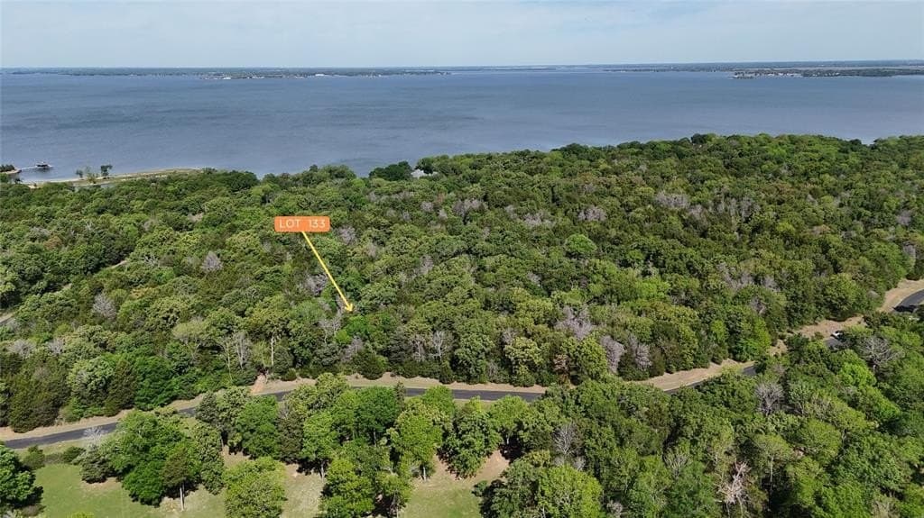 1.39 acres in Freestone County