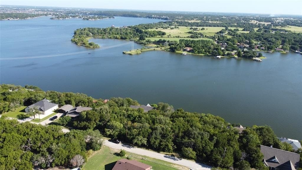 0.7 acres in Hood County gallery image 2