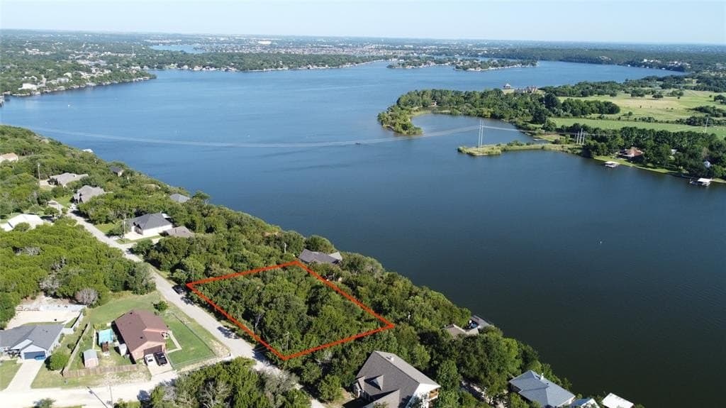 0.7 acres in Hood County gallery image 3