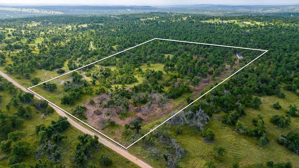 10.09 acres in Gillespie County gallery image 2