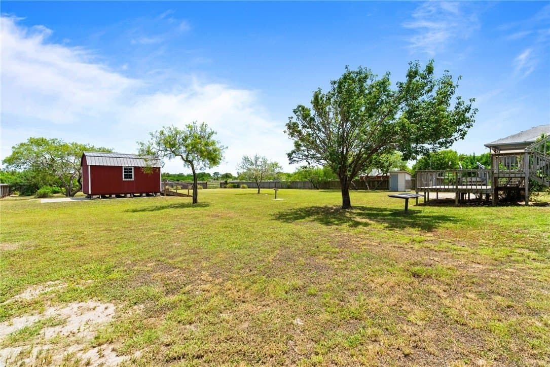 36,961 acres in Nueces County - photo 27