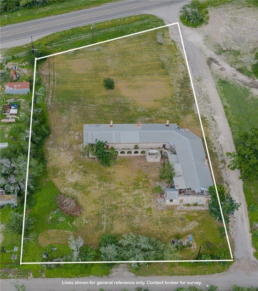 1.68 acres in Bee County - photo 15