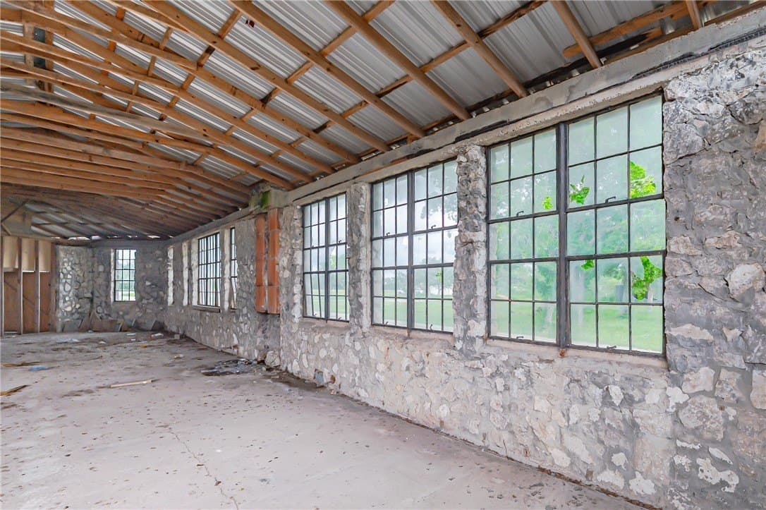 1.68 acres in Bee County gallery image 3