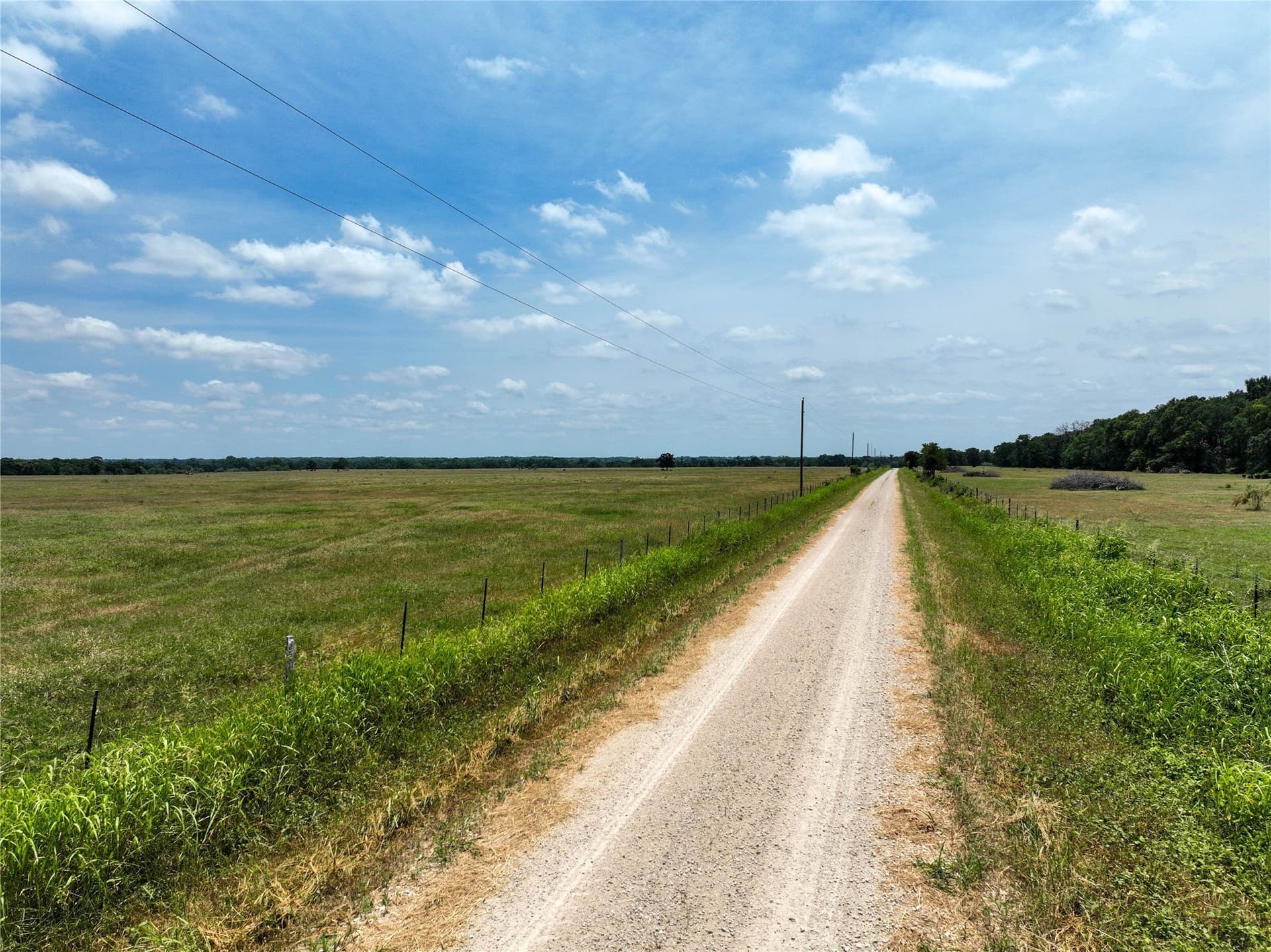 10 acres in Falls County - photo 2