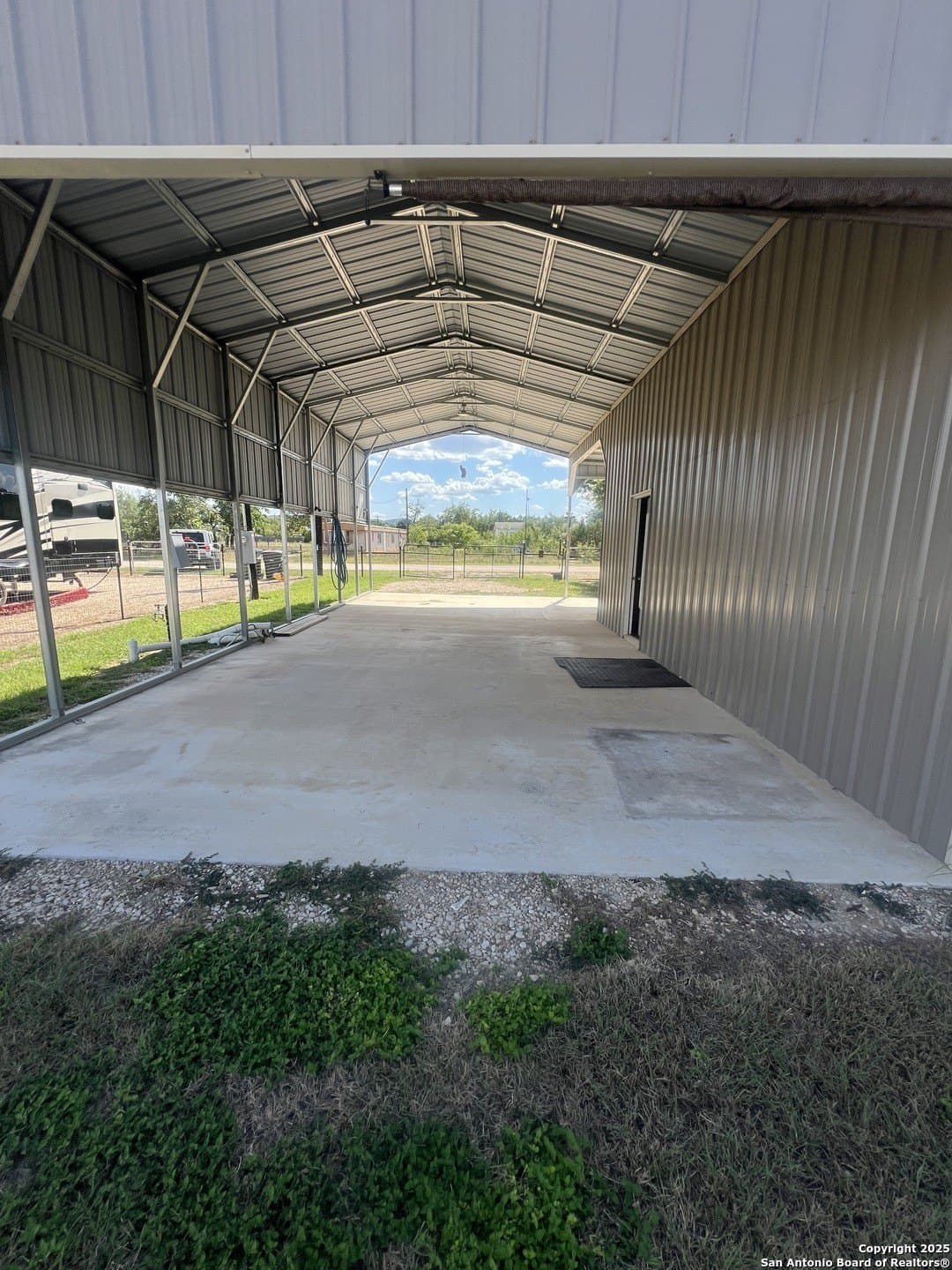 0.12 acres in Bandera County - photo 12