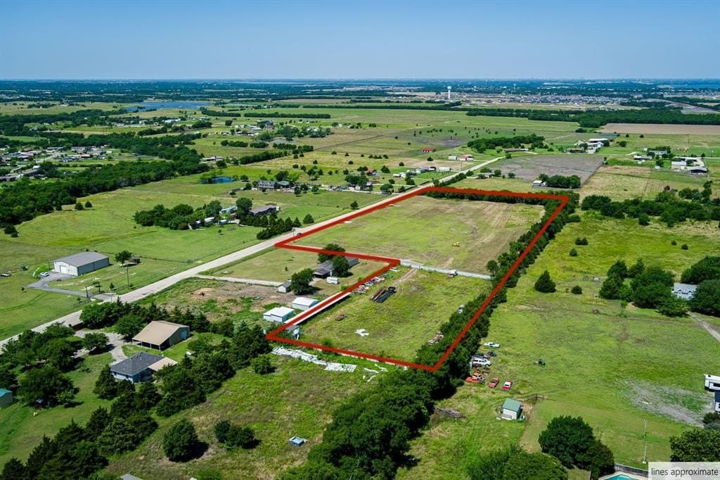 8.05 acres in Collin County gallery image 2