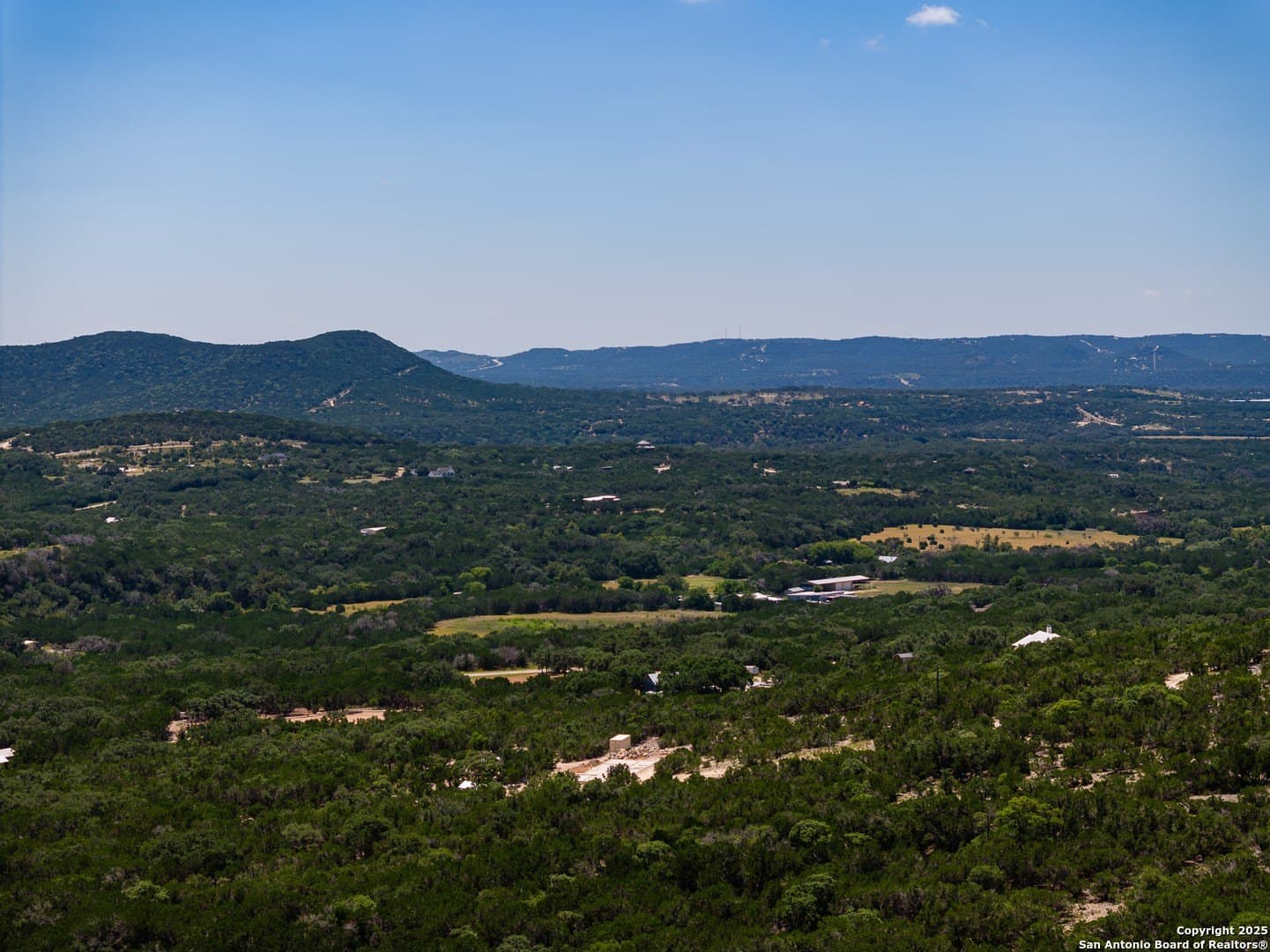 9.7 acres in Bandera County gallery image 3