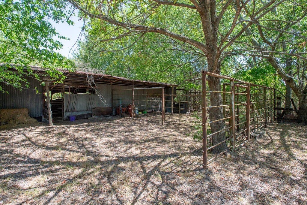 10.59 acres in Kaufman County - photo 40