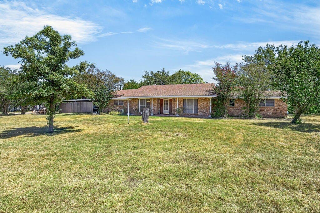 10.59 acres in Kaufman County - photo 2