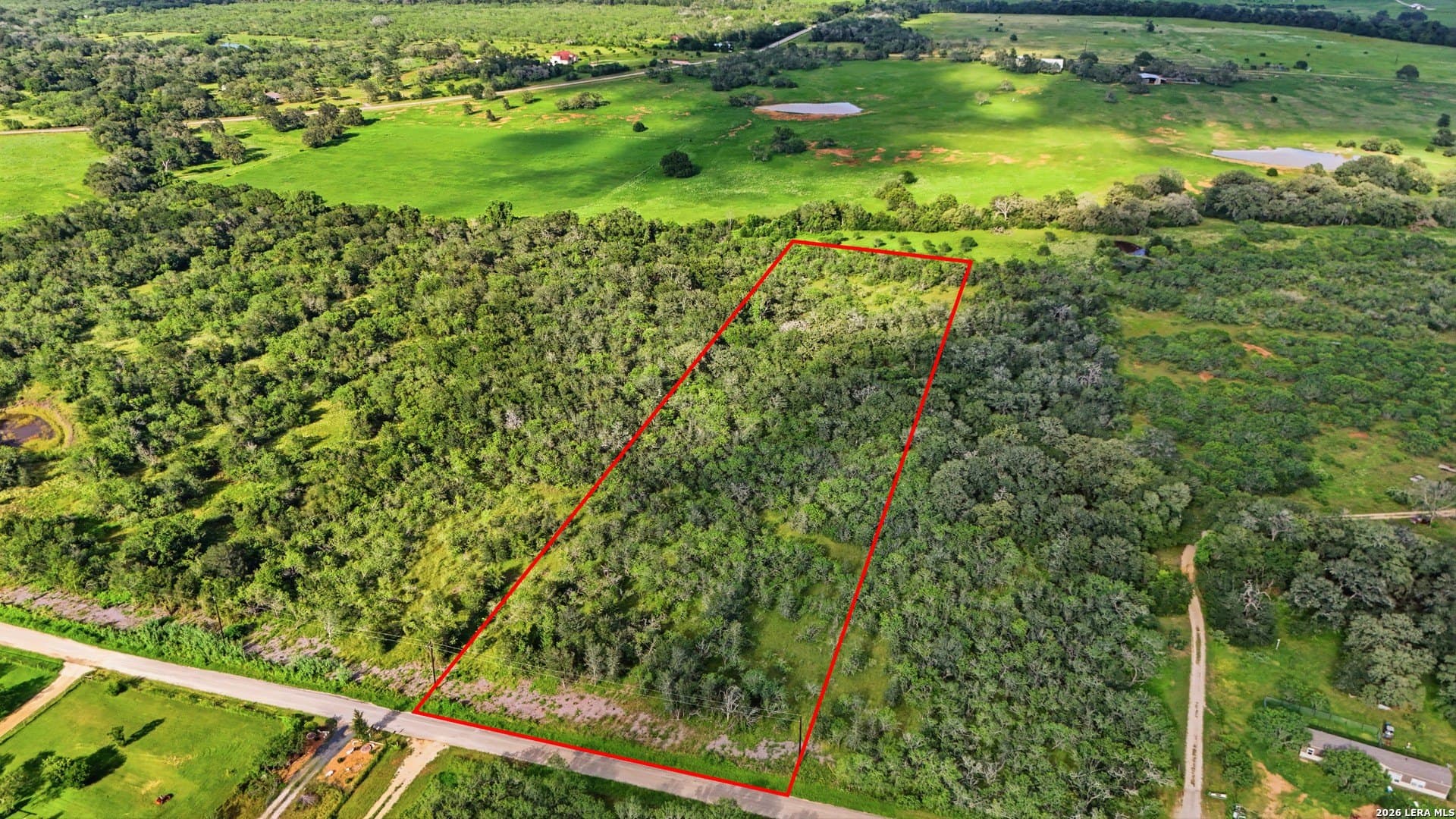 4.56 acres in Guadalupe County gallery image 3