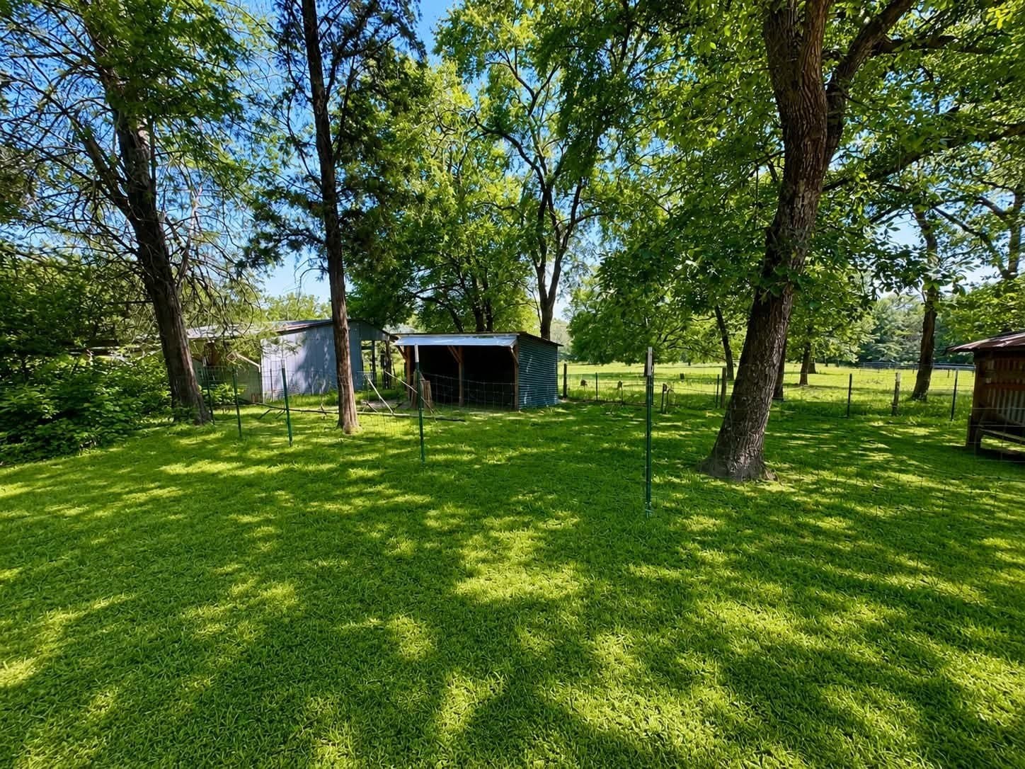 25.94 acres in Henderson County - photo 6