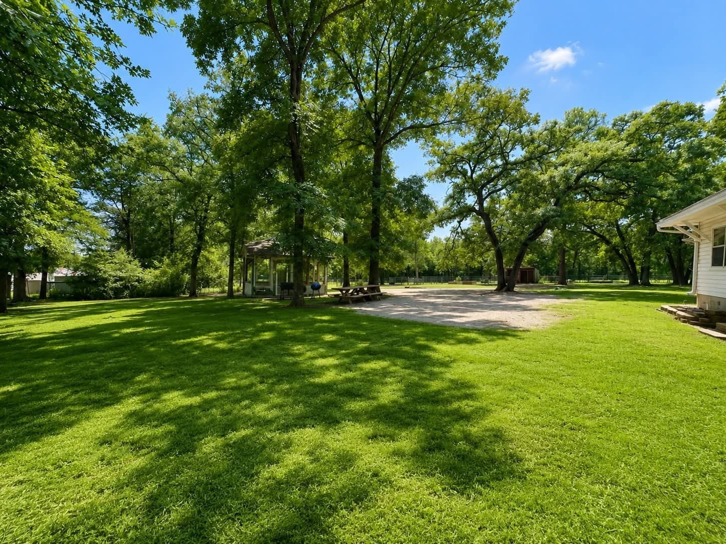 25.94 acres in Henderson County gallery image 3
