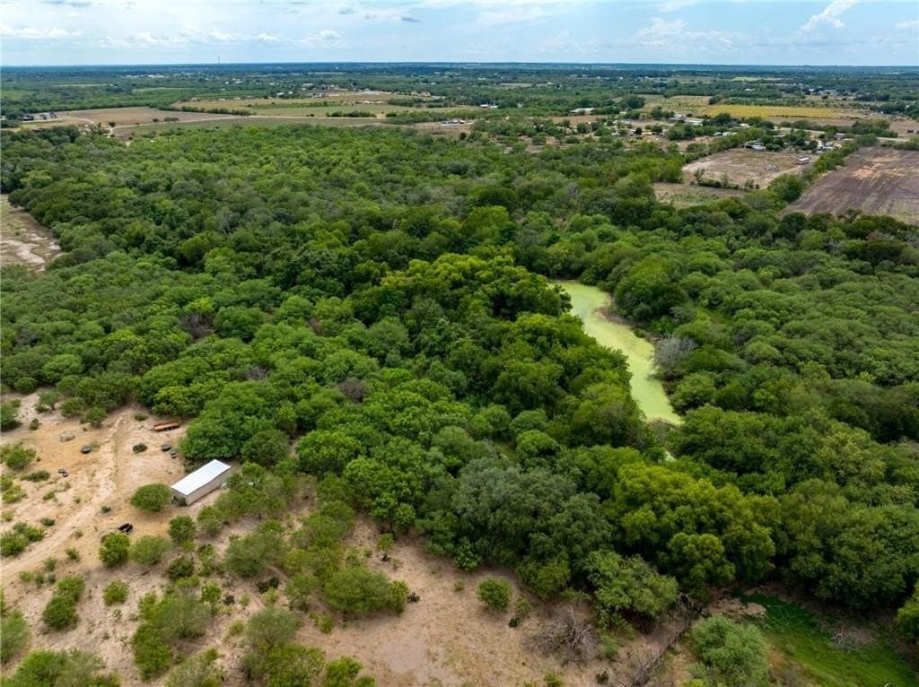22.01 acres in Medina County