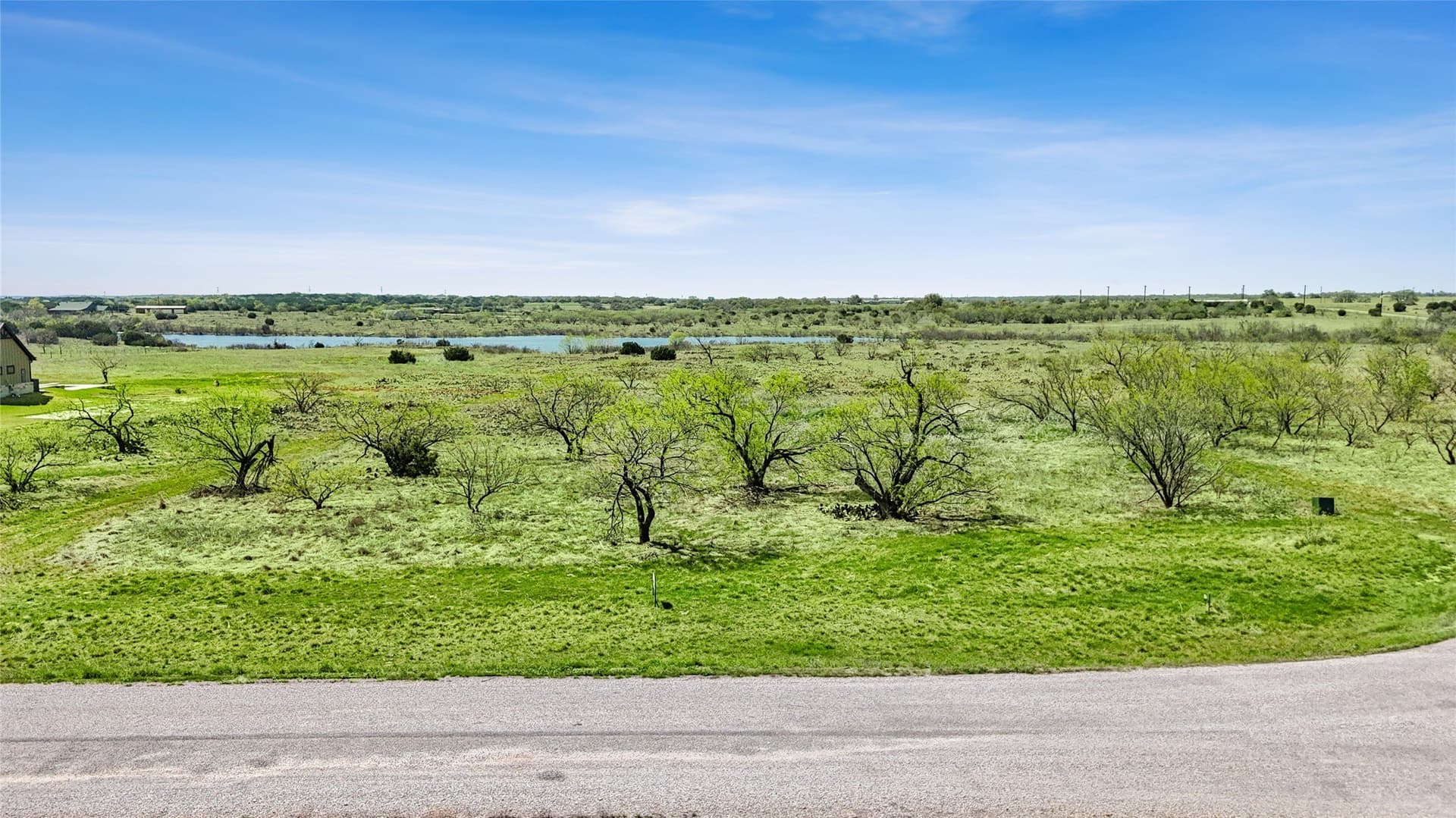 3.98 acres in Parker County gallery image 4