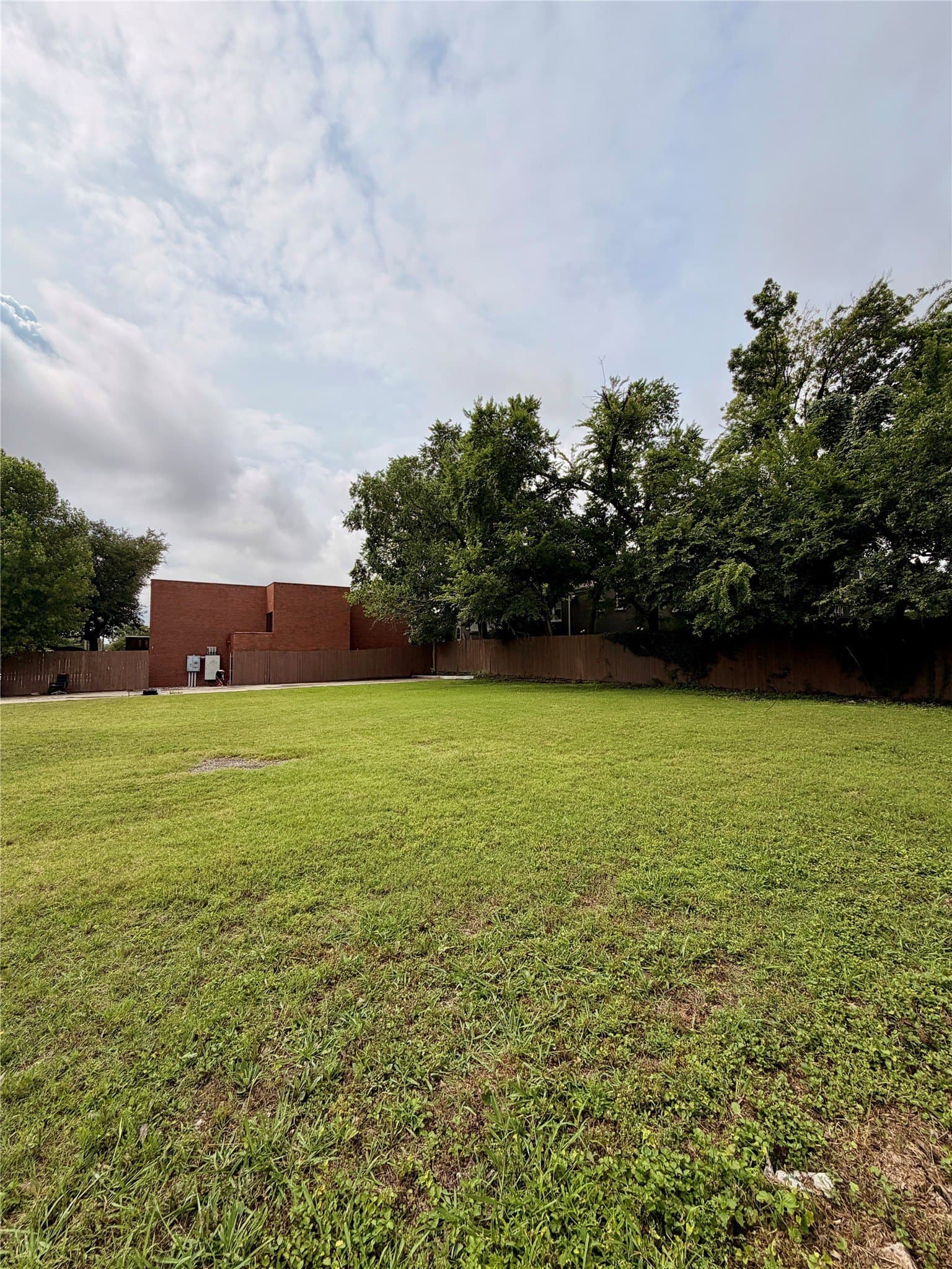 0.26 acres in Dallas County gallery image 2