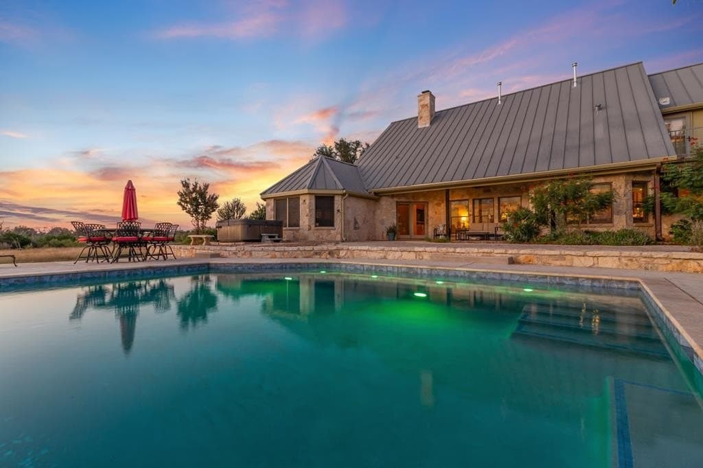 28.13 acres in Gillespie County