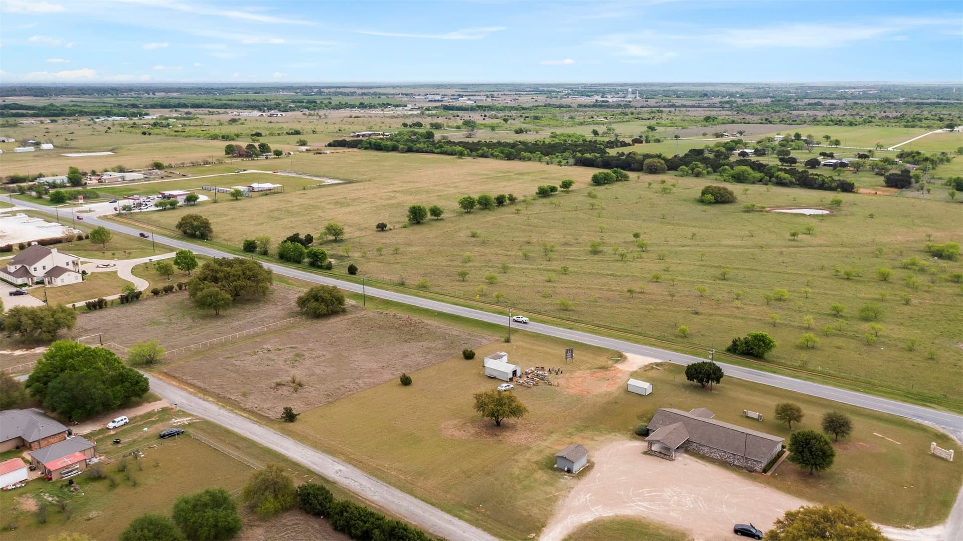 1 acres in Hill County gallery image 2
