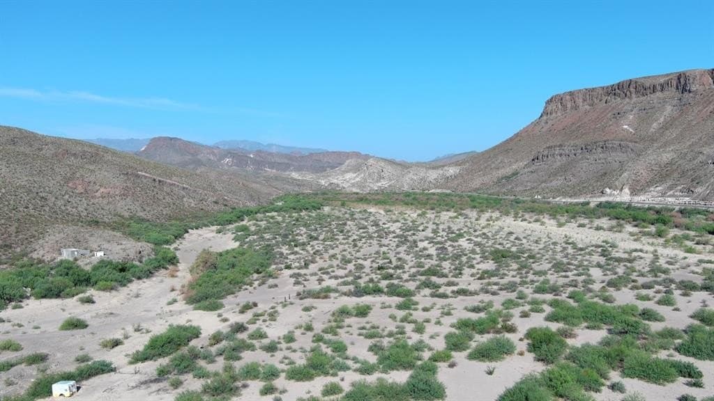 0.61 acres in Brewster County gallery image 4