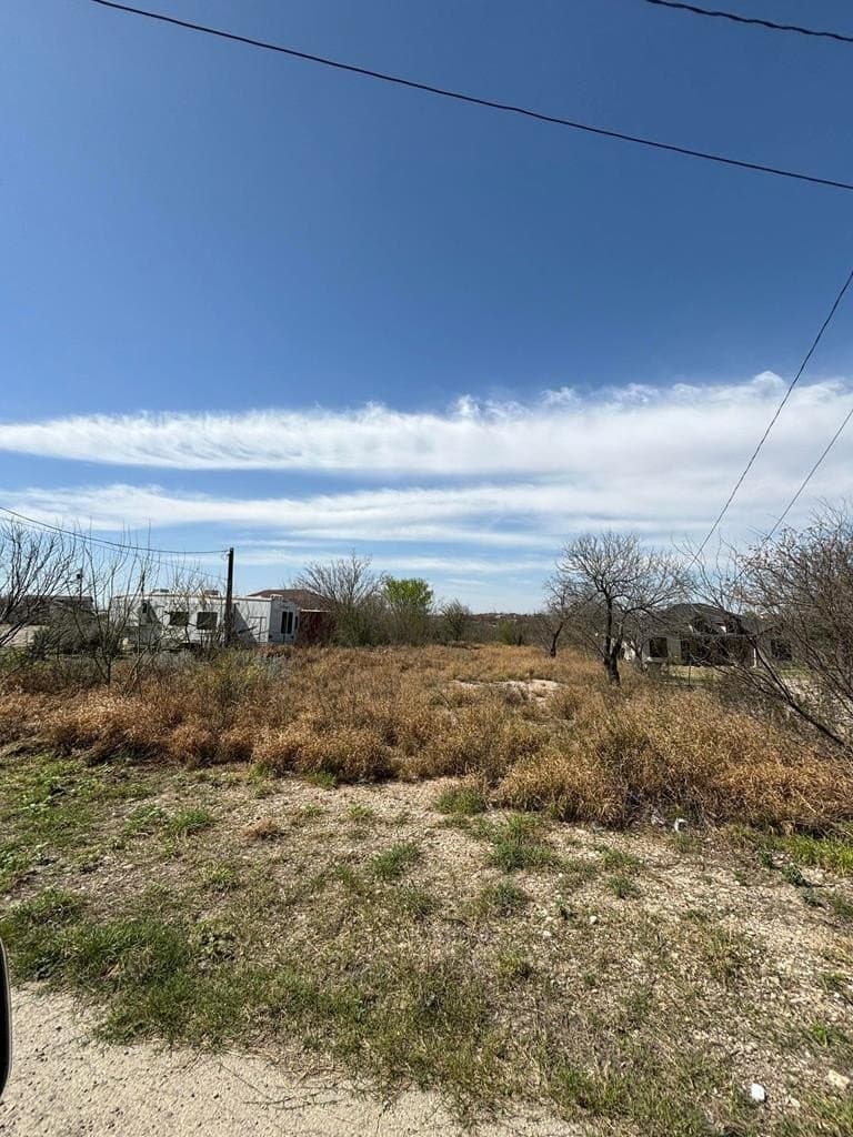 0.65 acres in Maverick County - photo 9