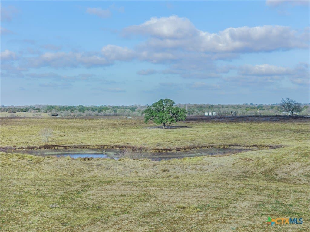 8 acres in Fayette County