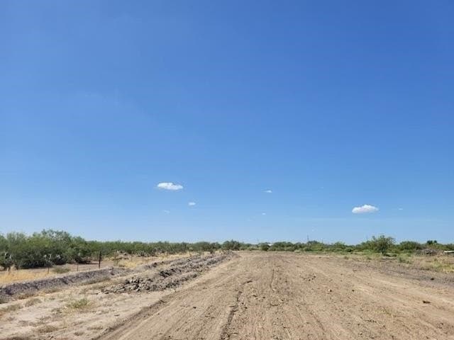 7.63 acres in Webb County gallery image 3