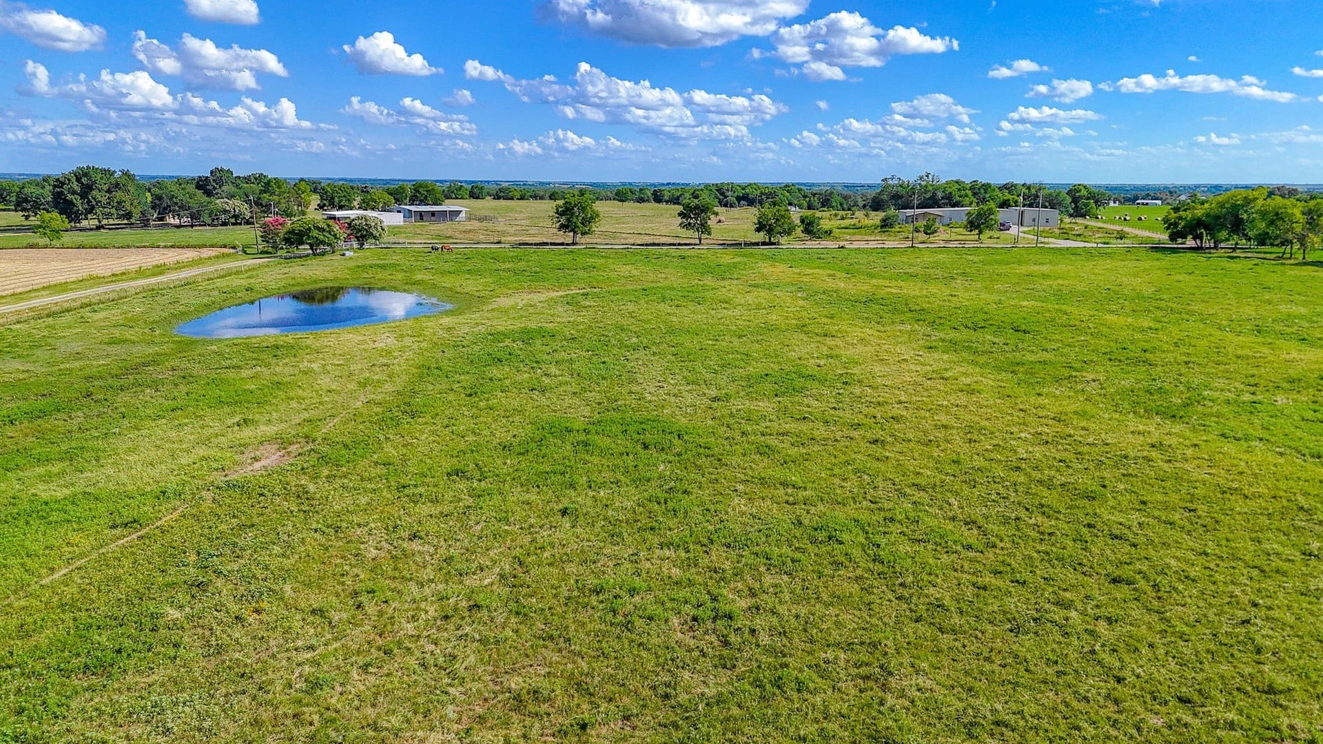 1.59 acres in Navarro County - photo 2