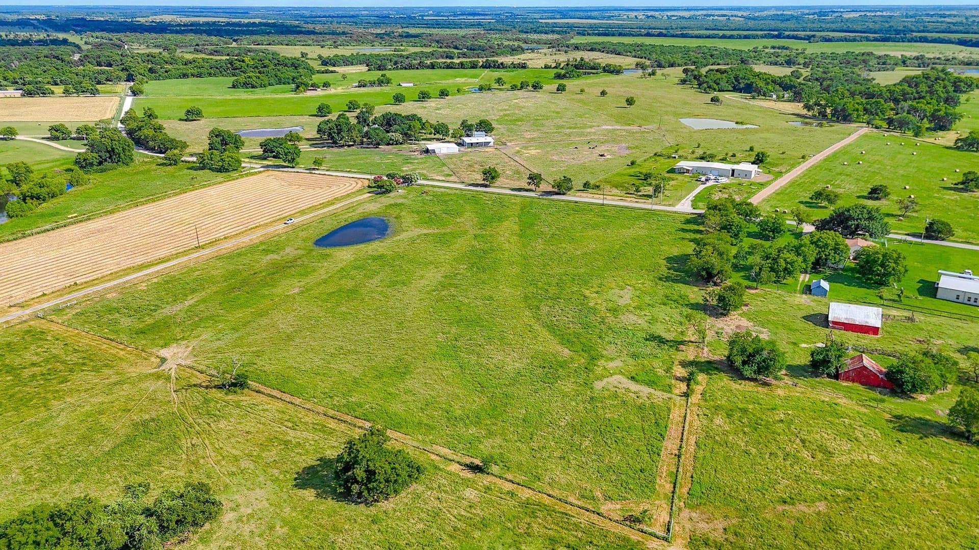 1.59 acres in Navarro County - photo 4