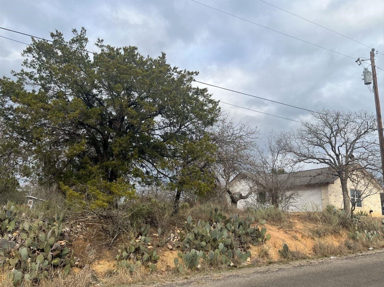 0.11 acres in Burnet County - photo 4