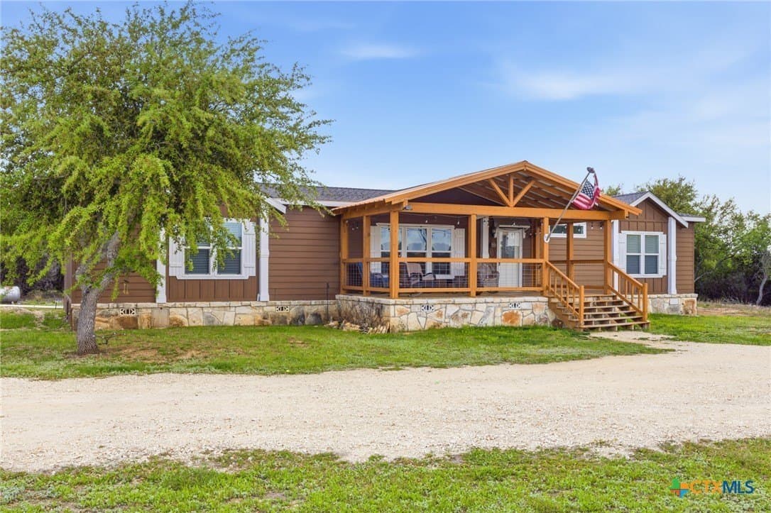 17.06 acres in Blanco County gallery image 2