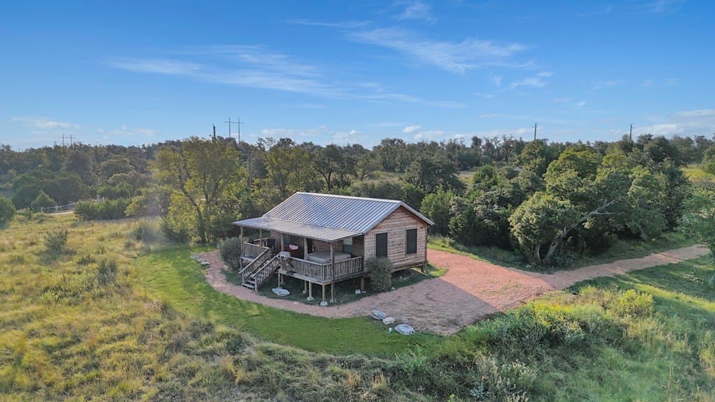 16.69 acres in Gillespie County gallery image 3