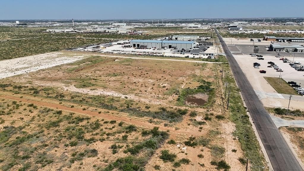 11.27 acres in Midland County gallery image 2