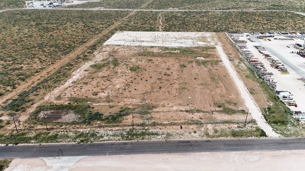 11.27 acres in Midland County gallery image 3