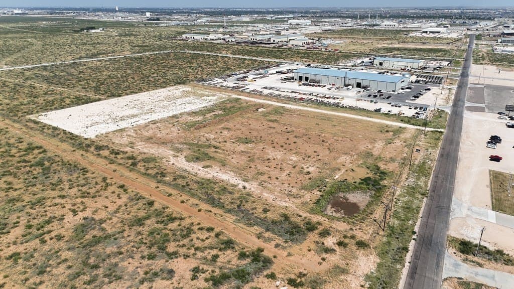 11.27 acres in Midland County featured view