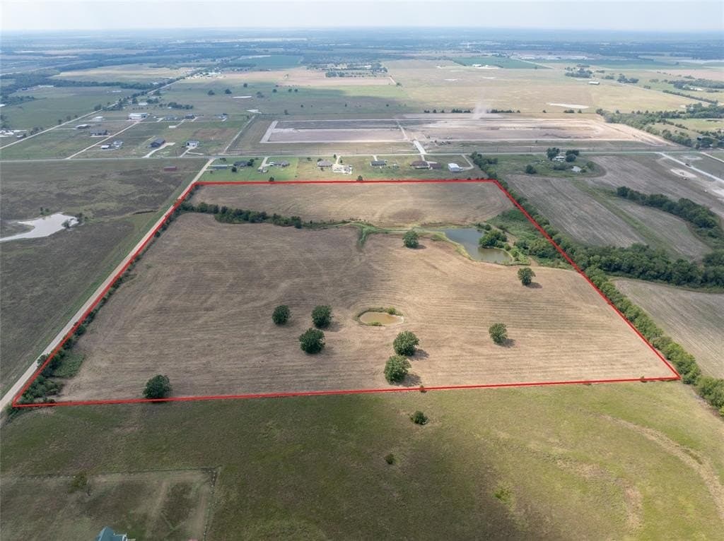 42.21 acres in Lamar County