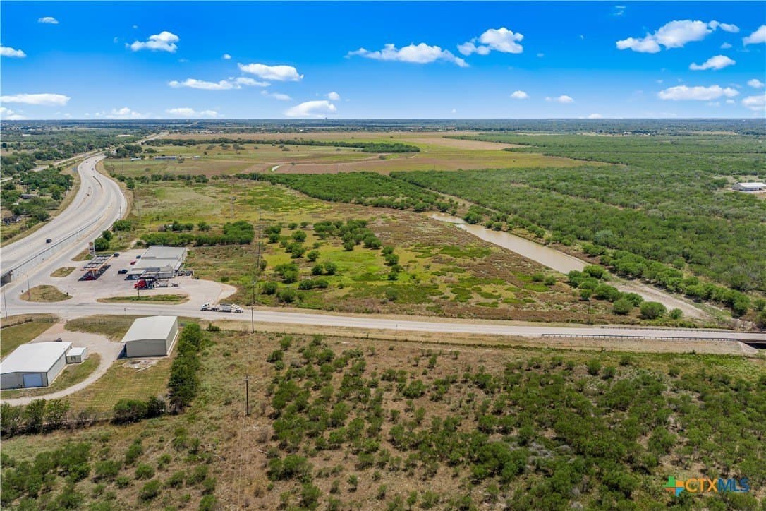 36.91 acres in Victoria County - photo 4