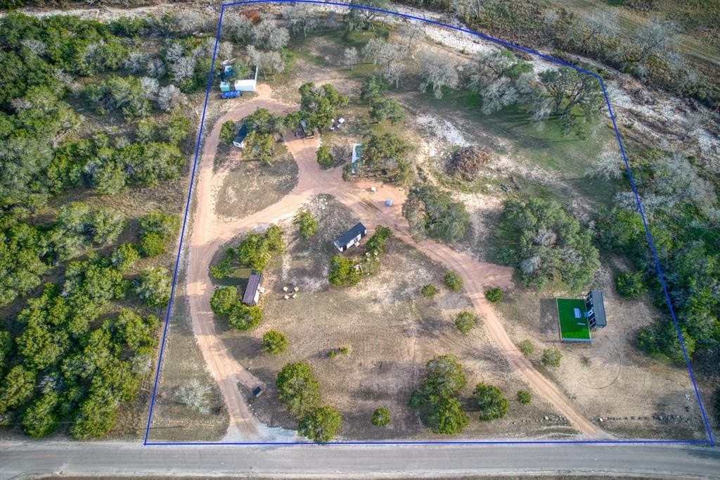 3.95 acres in Blanco County