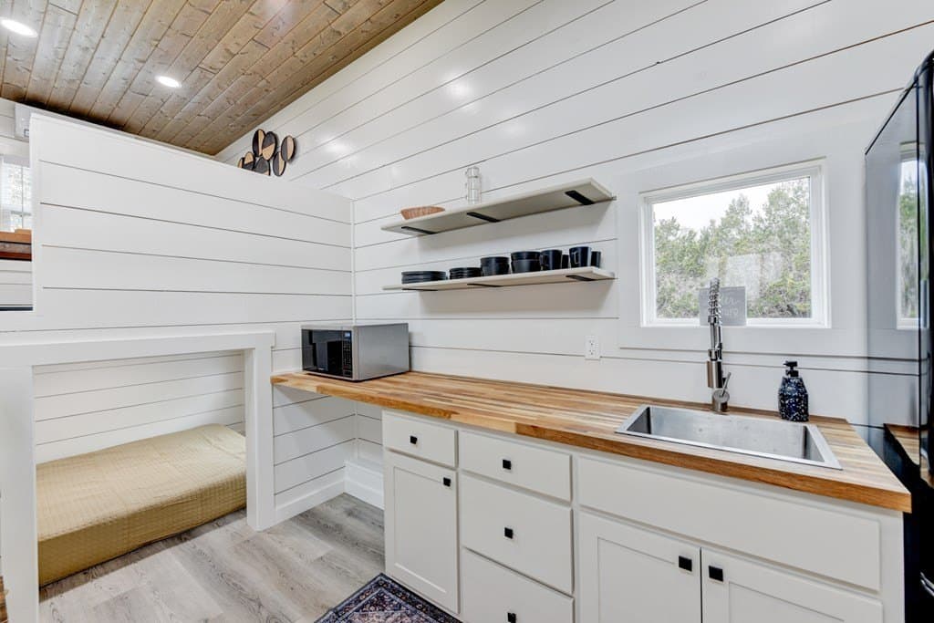 3.95 acres in Blanco County gallery image 4