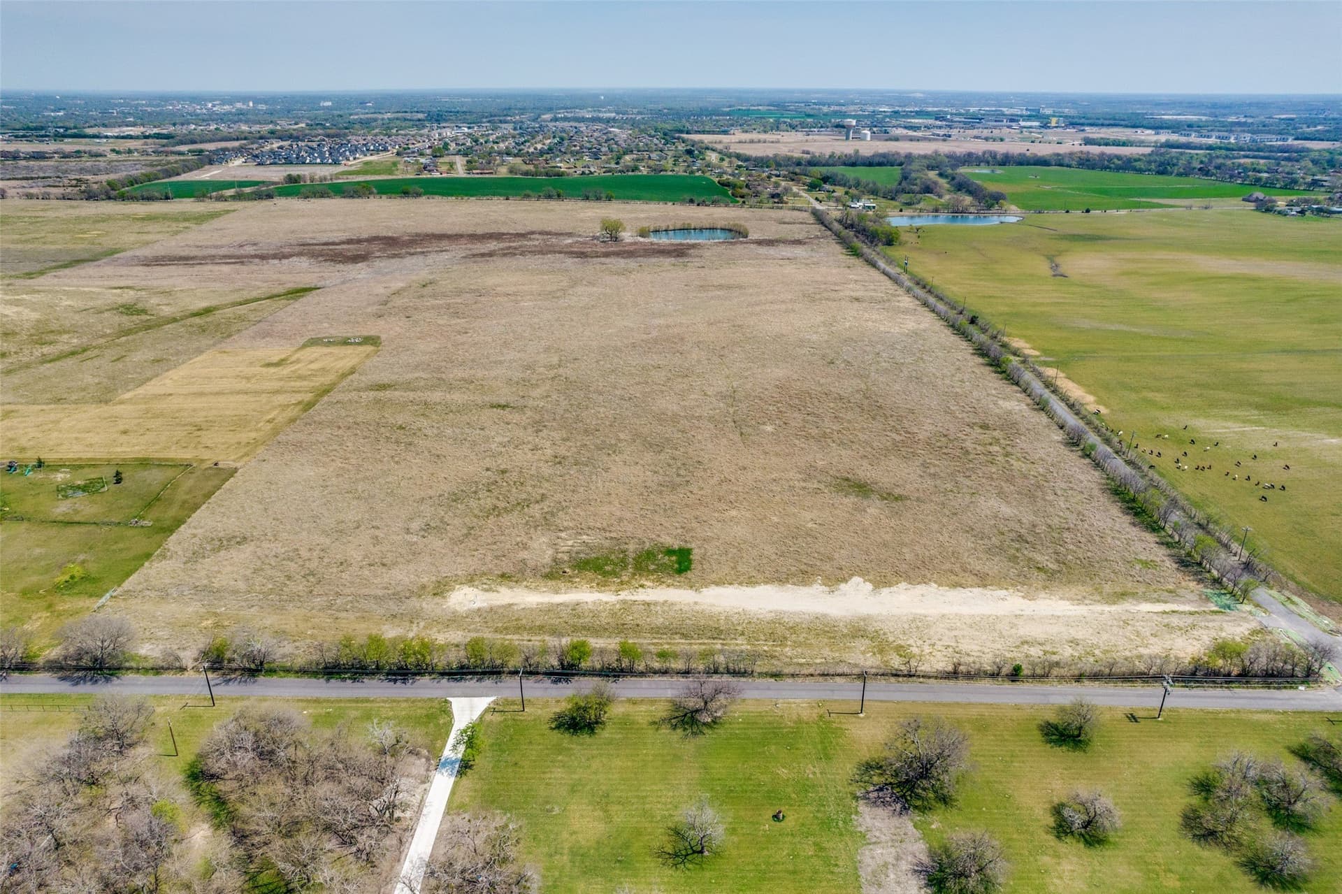 4.35 acres in Grayson County