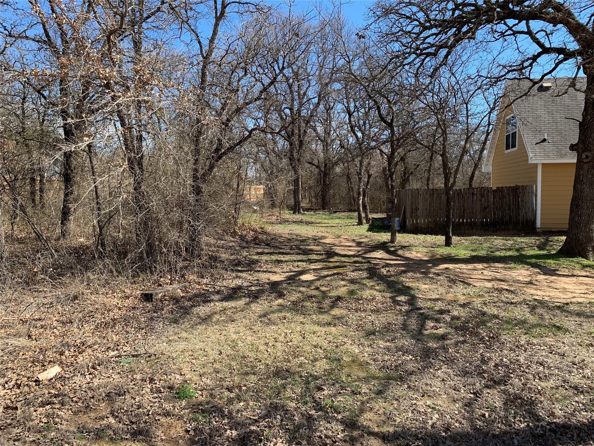 0.23 acres in Wise County - photo 2