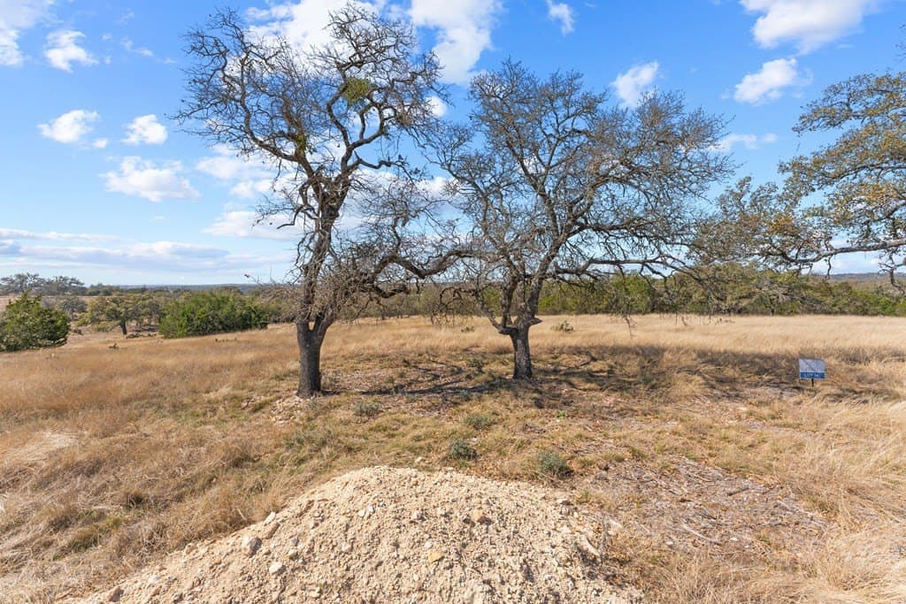 3.05 acres in Gillespie County - photo 15
