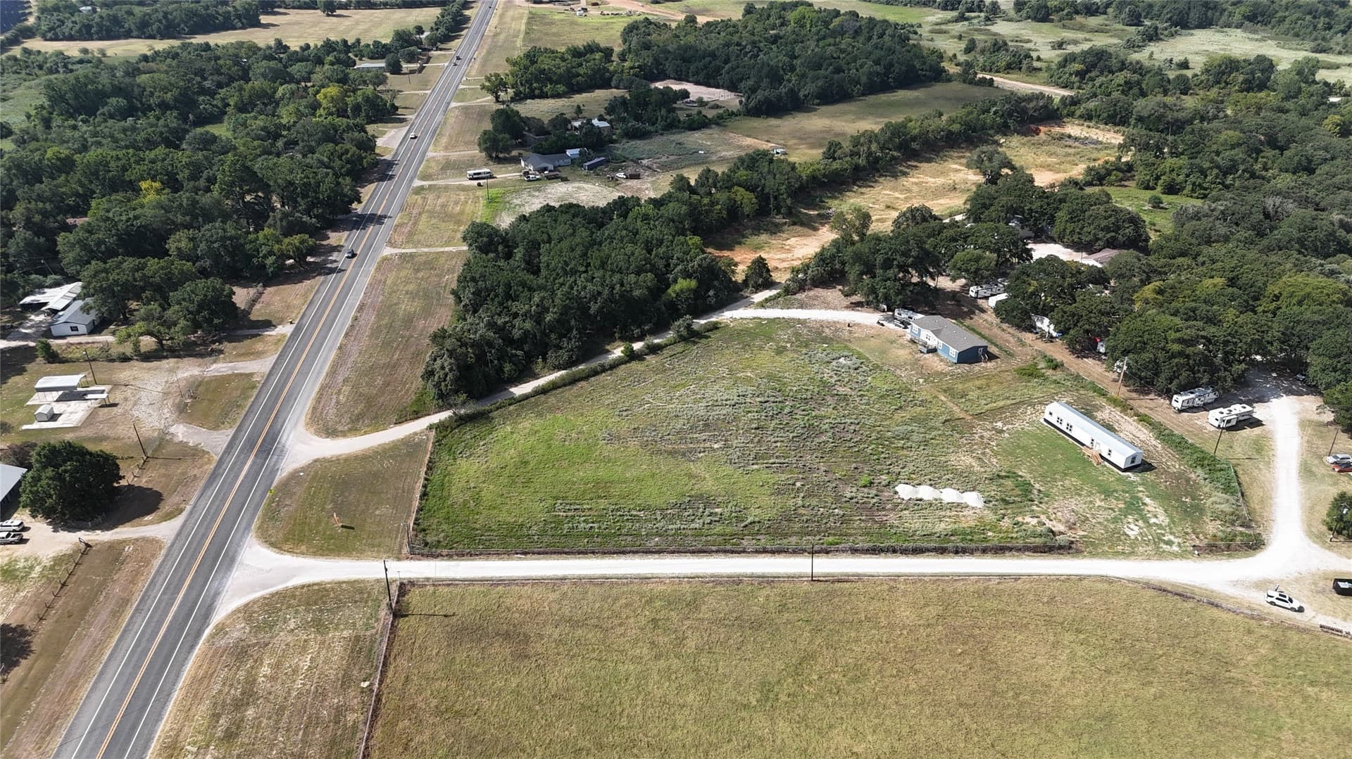 0.64 acres in Limestone County - photo 5